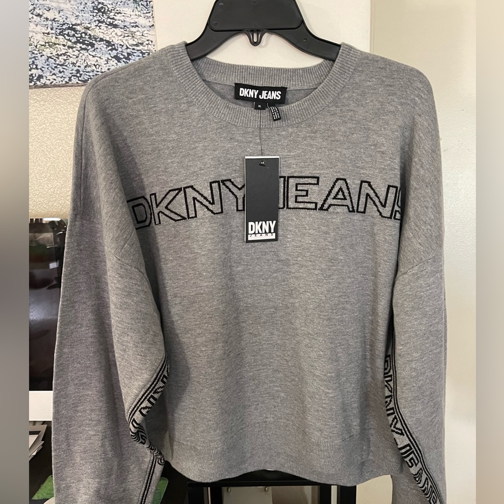 DKNY